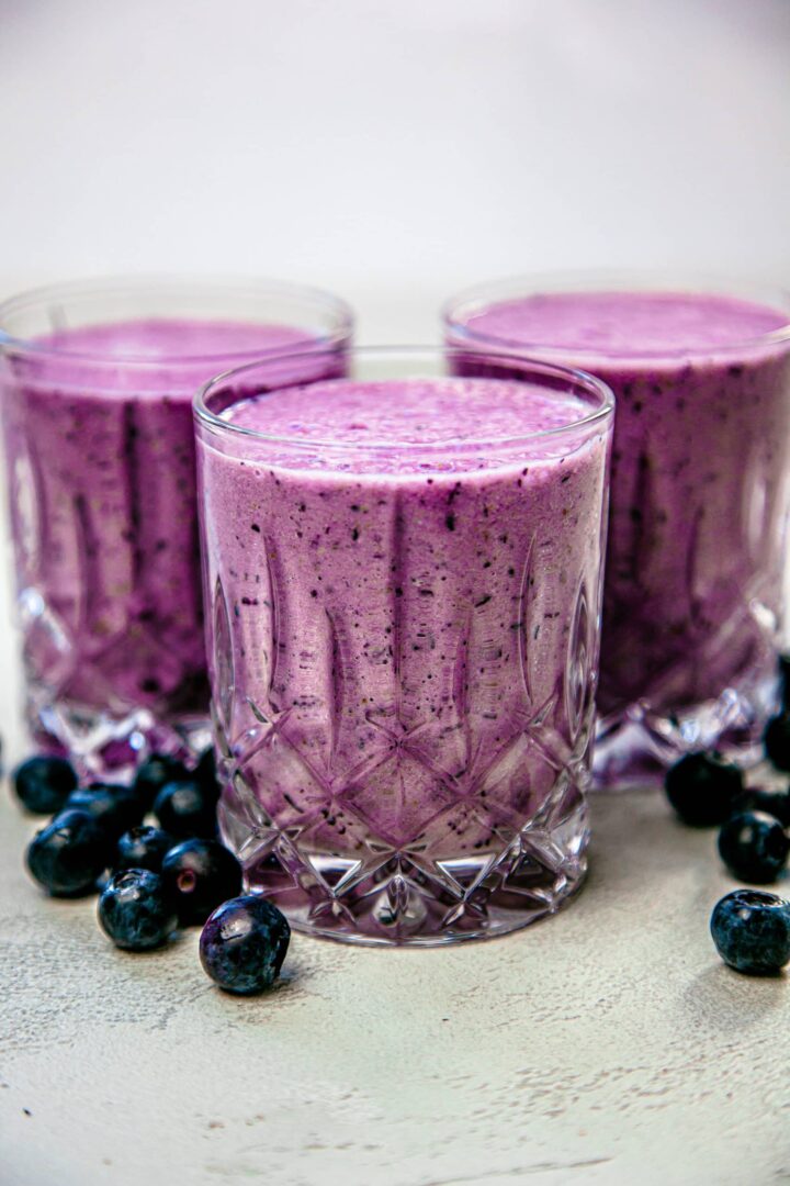 Blueberry Smoothie - The Bitery